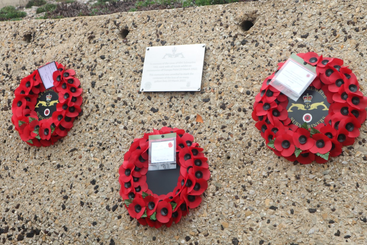 HMS H42 Plaque